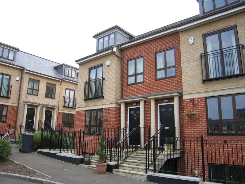 58, St Bartholomews Court, Cambridgeshire photo 5