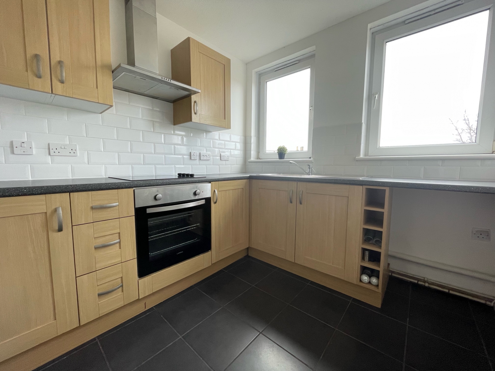 1-bed flat on 19c High Street, ST. NEOTS, £130,000