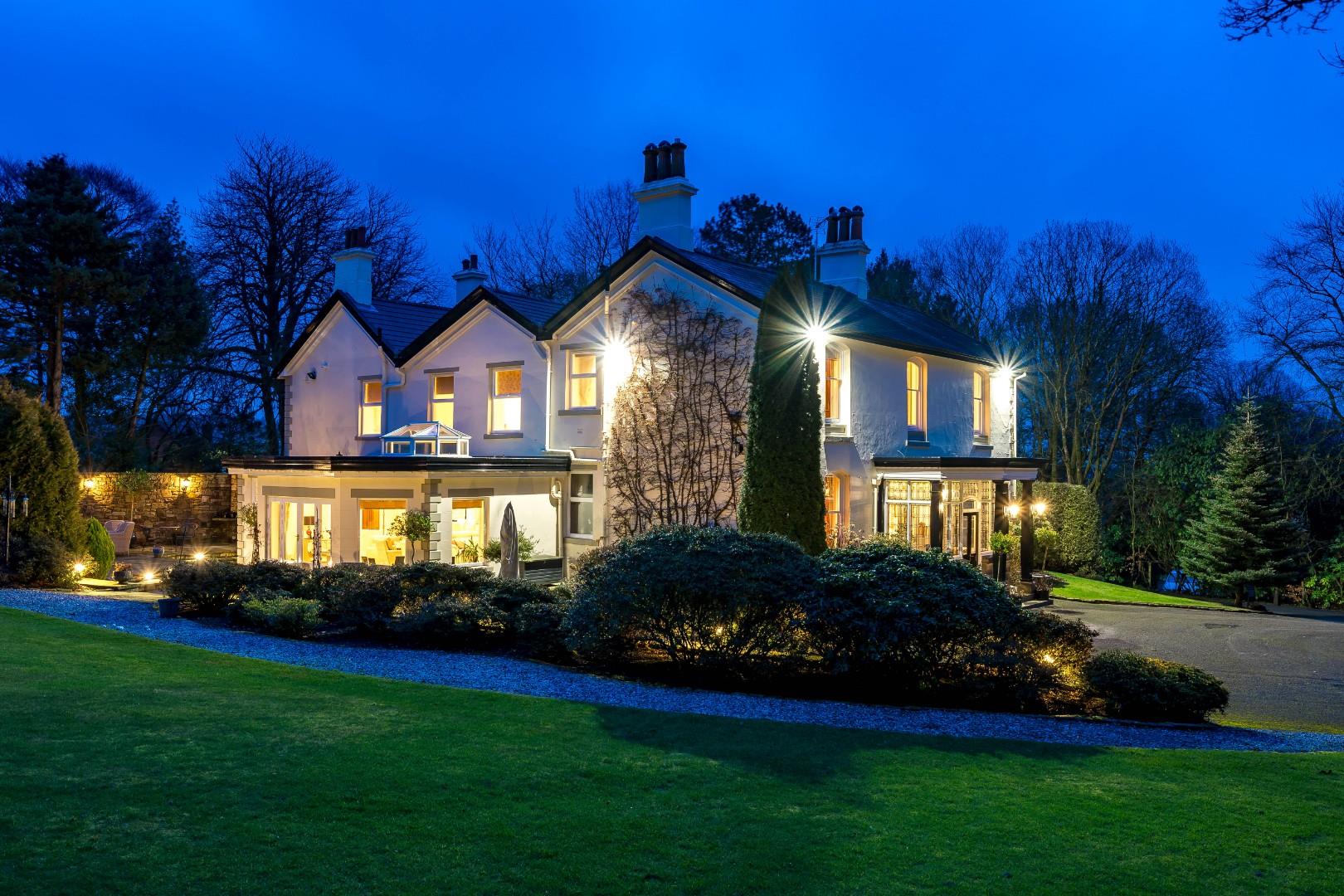 5 bedroom detached house for sale 0