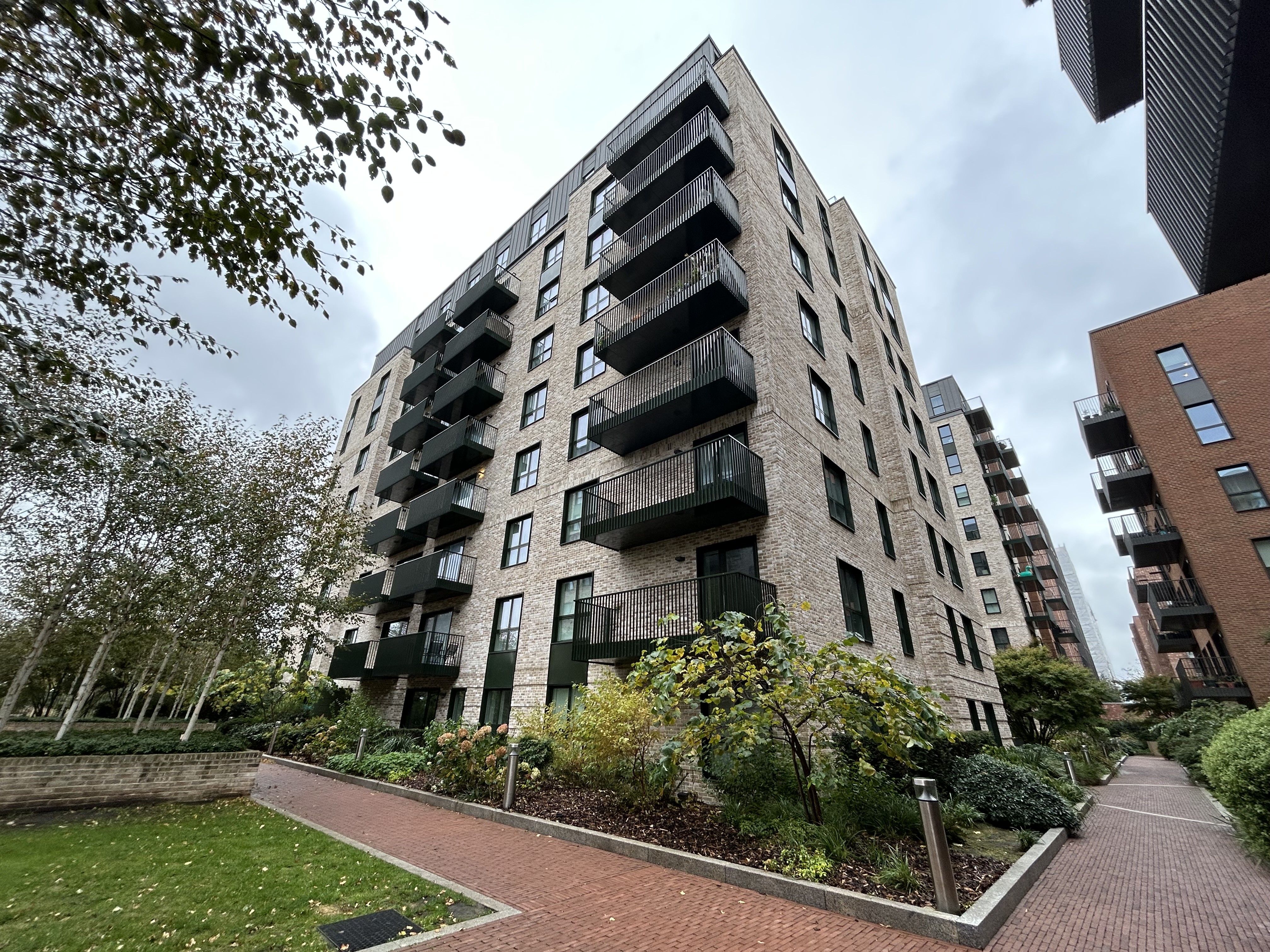 Greenleaf Walk, Southall photo 2