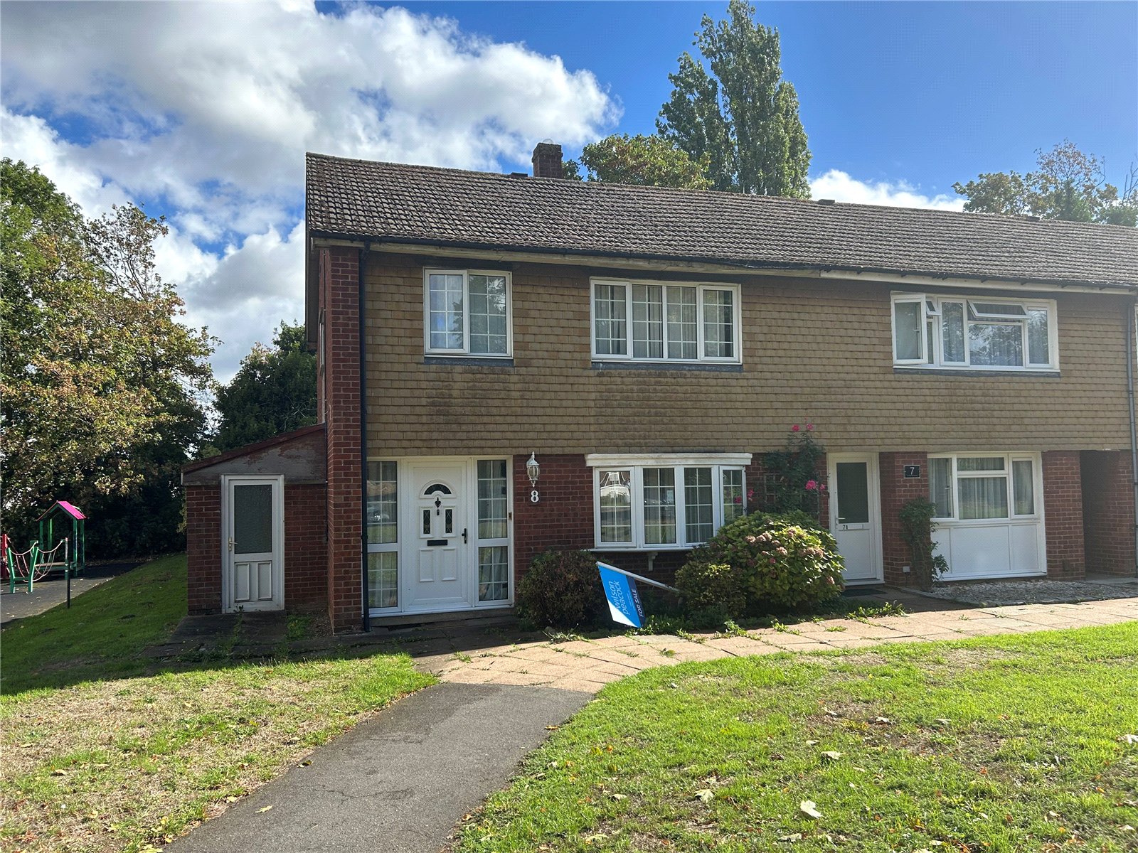 8, St. Georges Way, Milton Keynes photo 2