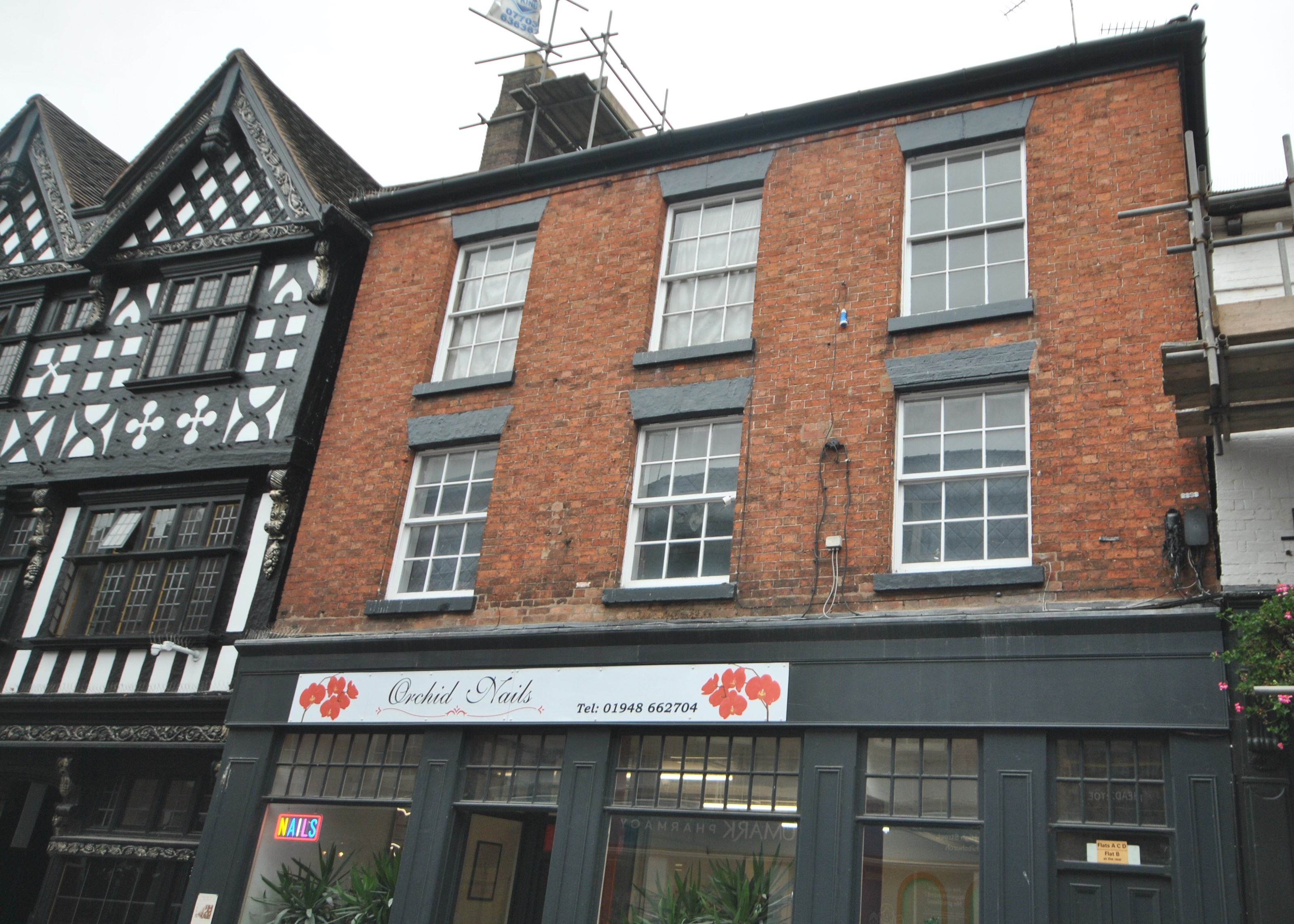 Flat C, 20-22, High Street, Whitchurch photo 2