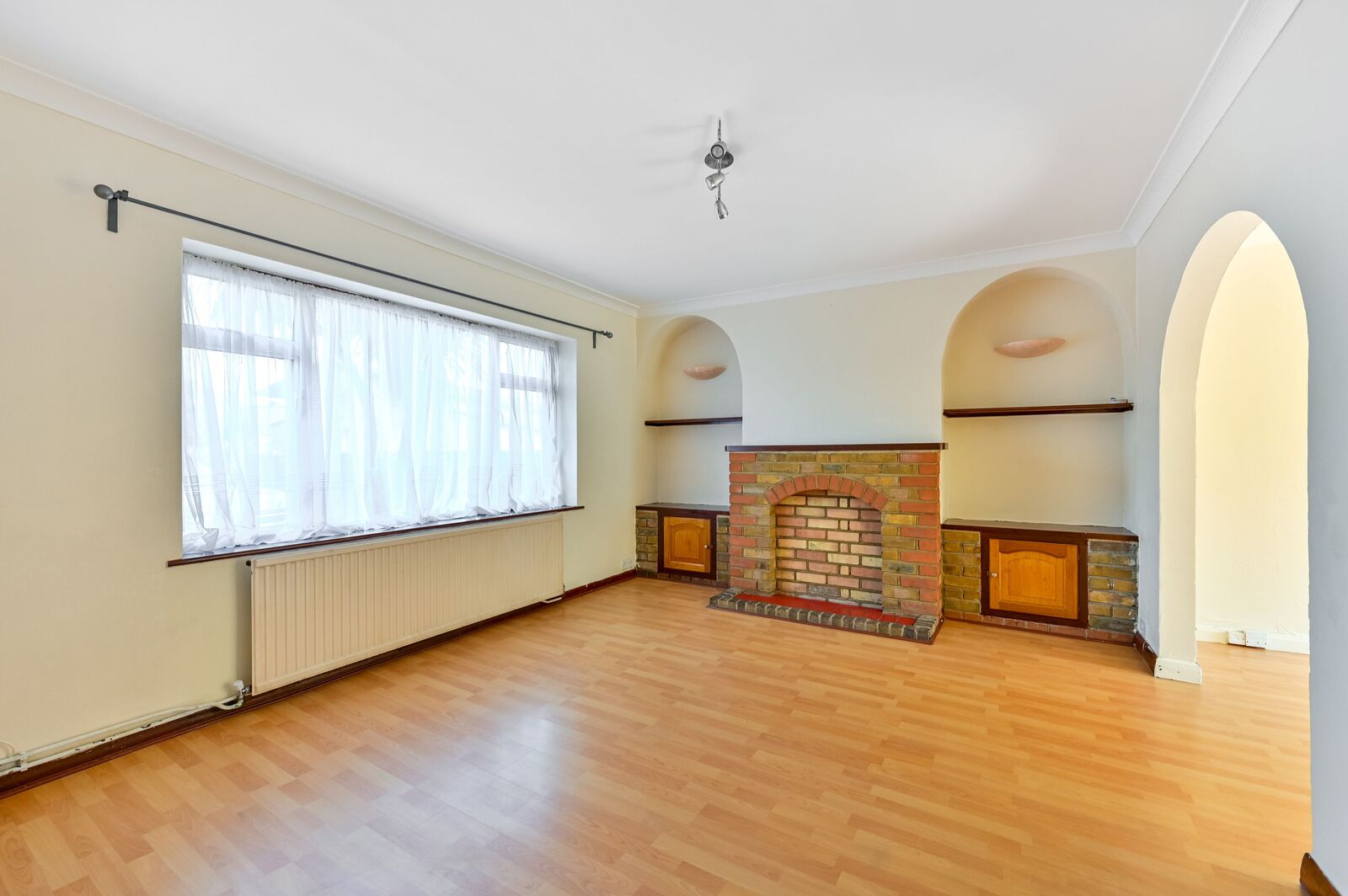 Tudor Drive, Morden photo 4
