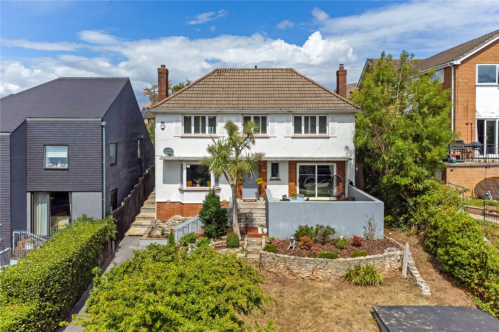 5 bedroom detached house for sale 0