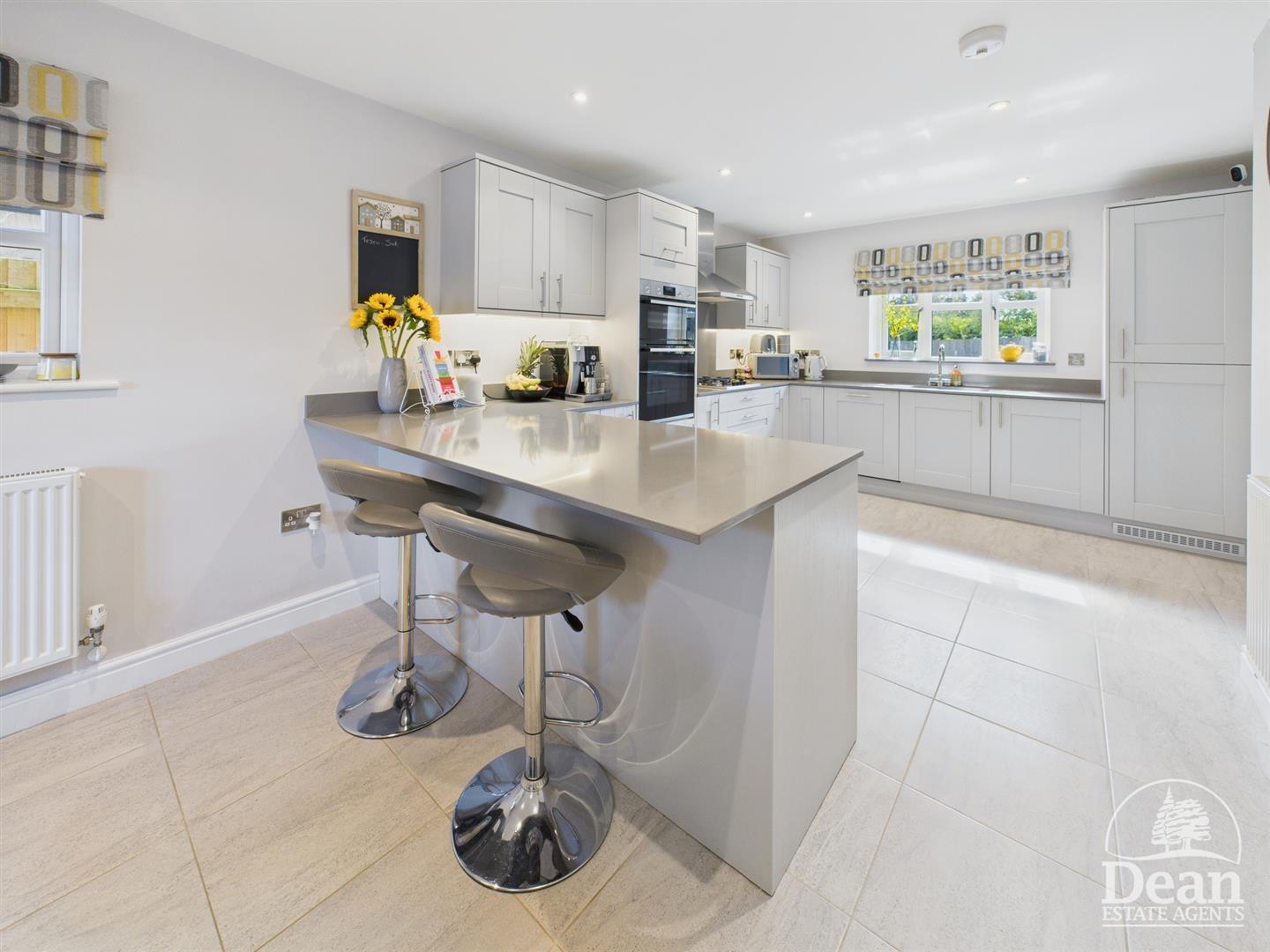 7, Dukes Close, Coleford photo 4