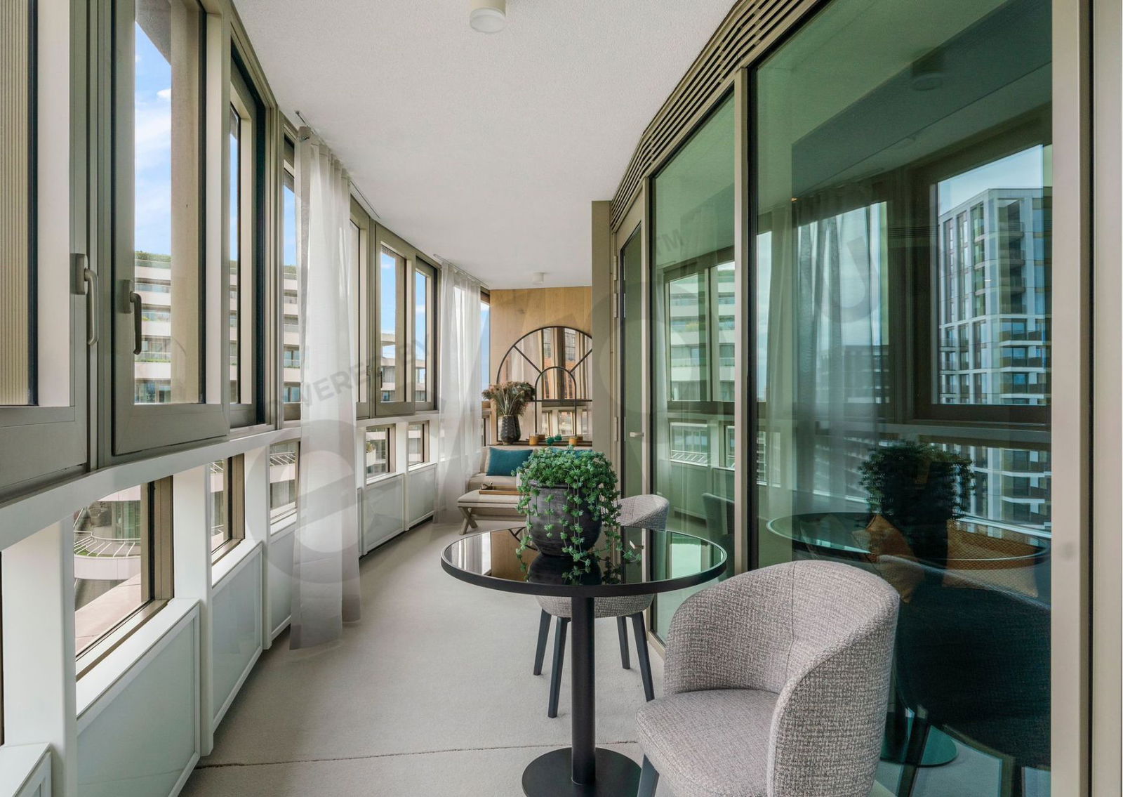 2 bedroom flat for sale 0