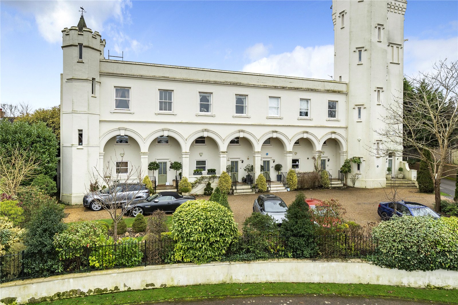 4 bedroom terraced house for sale 0