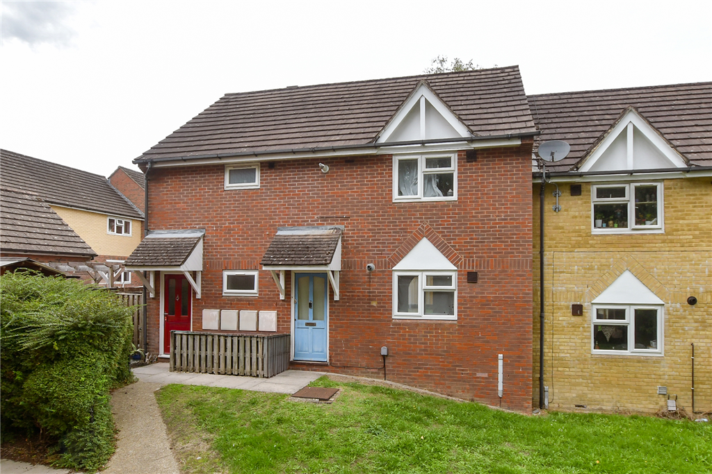 1 bed maisonette for sale