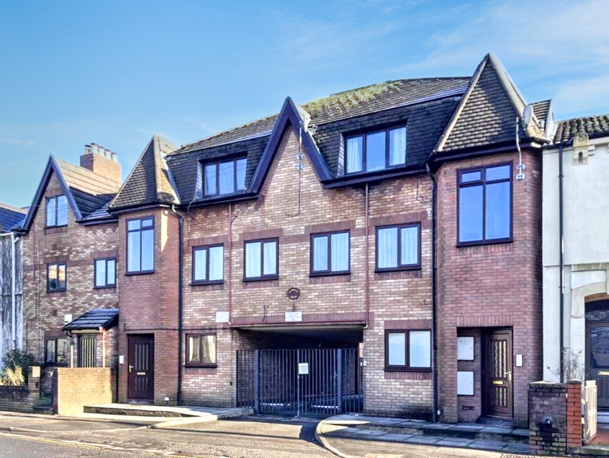 Pembroke Mews, Cardiff photo 2