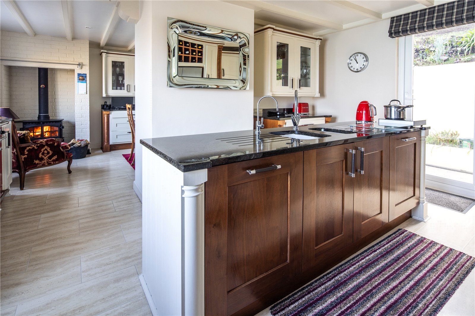 3 bedroom detached house for sale 0