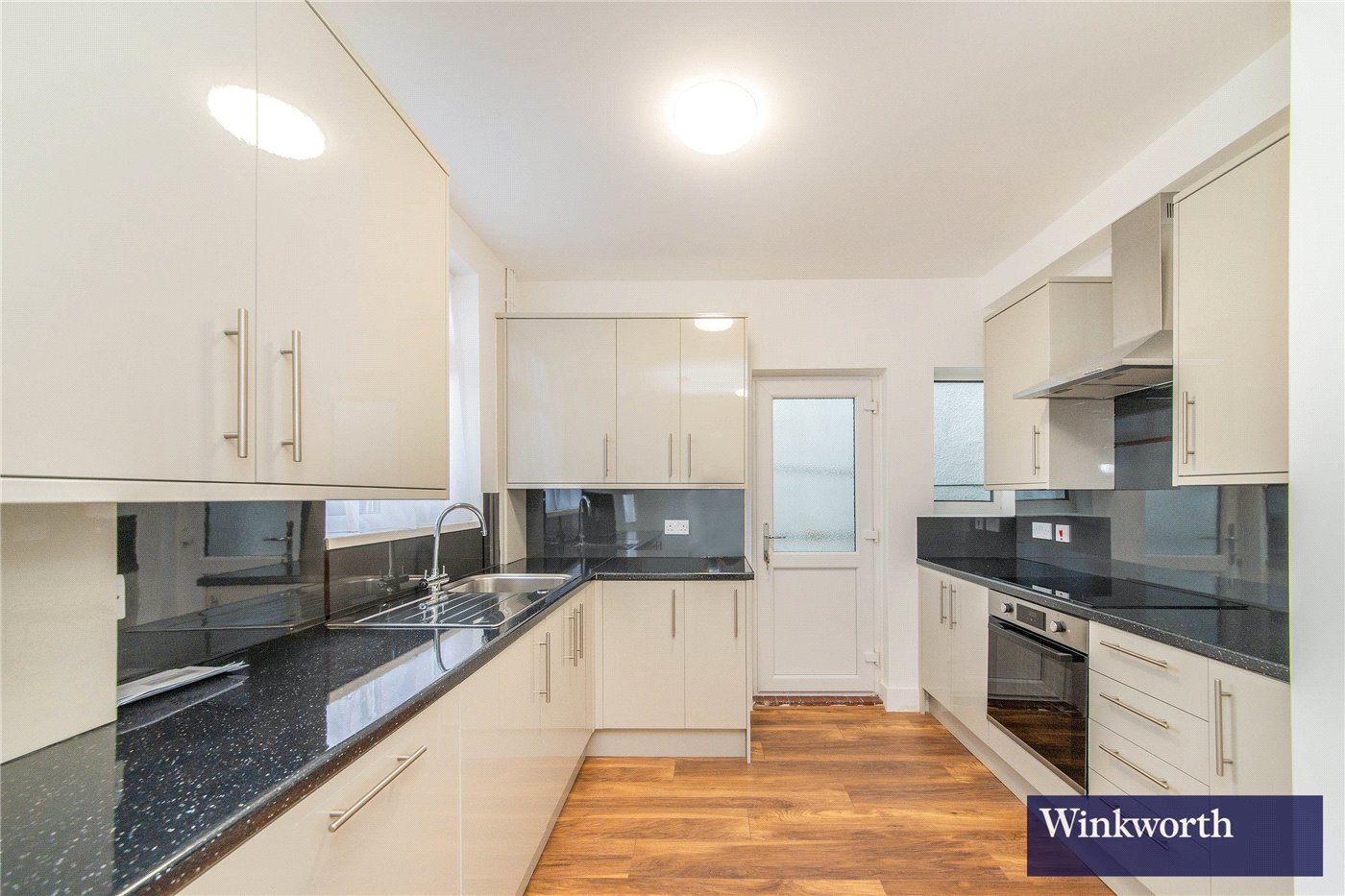 4 bedroom detached house for sale 0