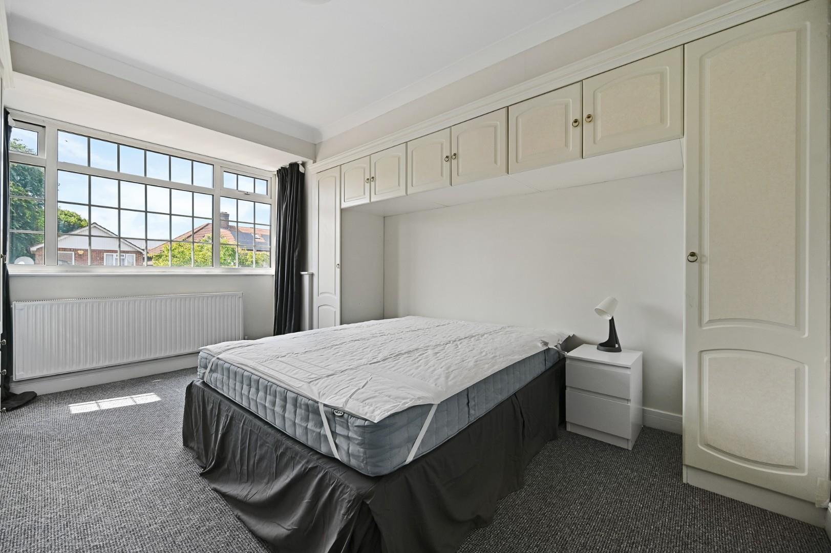 Room, 3, 43 Mansell Road, Greenford photo 4