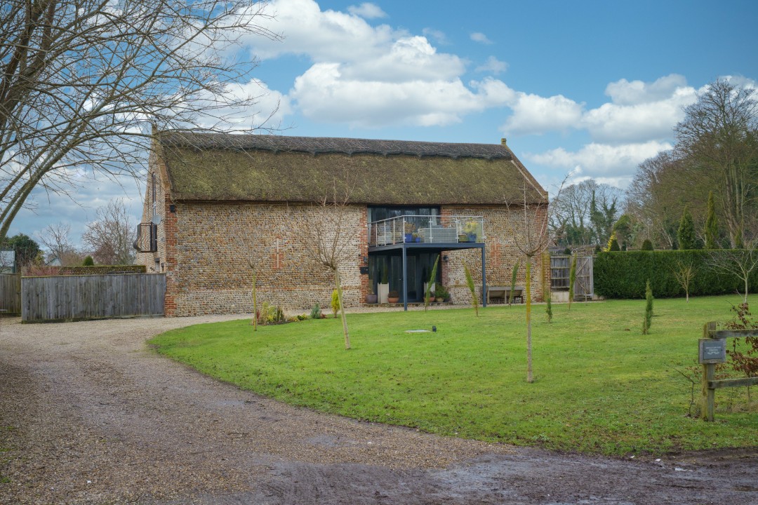 4-bed house on Grange Farm Barn, Pollard Street, Bacton, £850,000