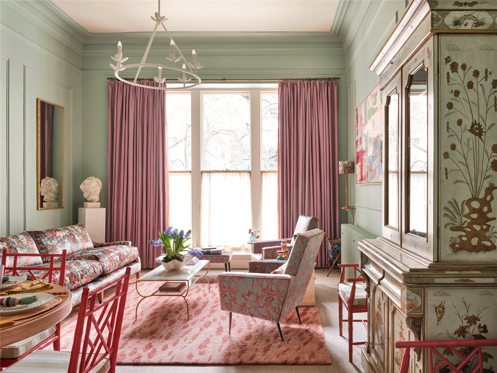 4 bedroom detached house for sale in Hayling Island