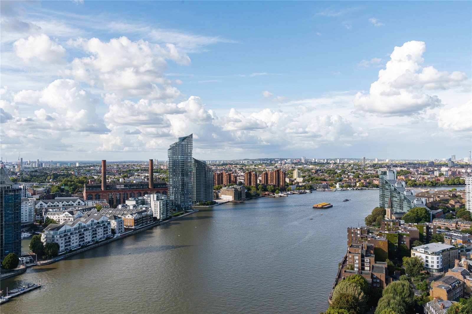 3 bedroom flat for sale