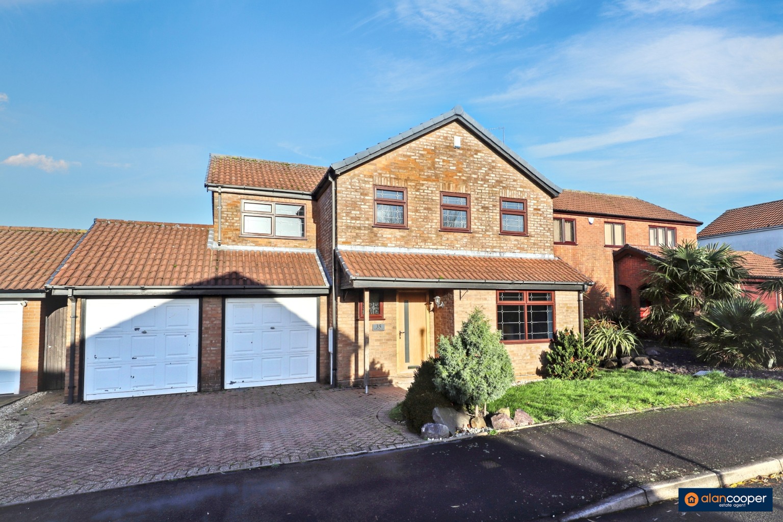 4-bed house on 35 Gorse Farm Road, Nuneaton, Warwickshire, £369,000