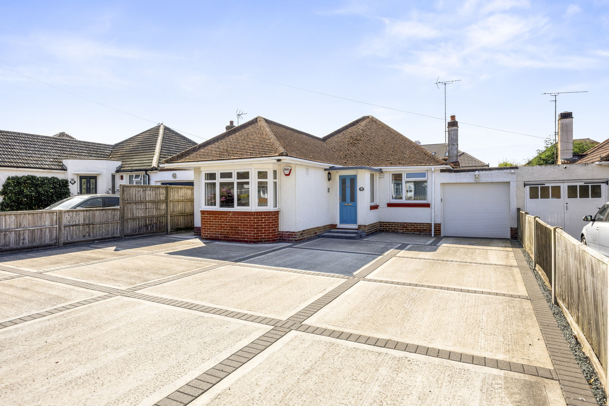 2-bed house on 19, Keymer Crescent, Goring by Sea, £595,000