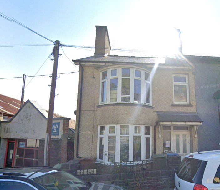 104, High Street, Gwynedd photo 2