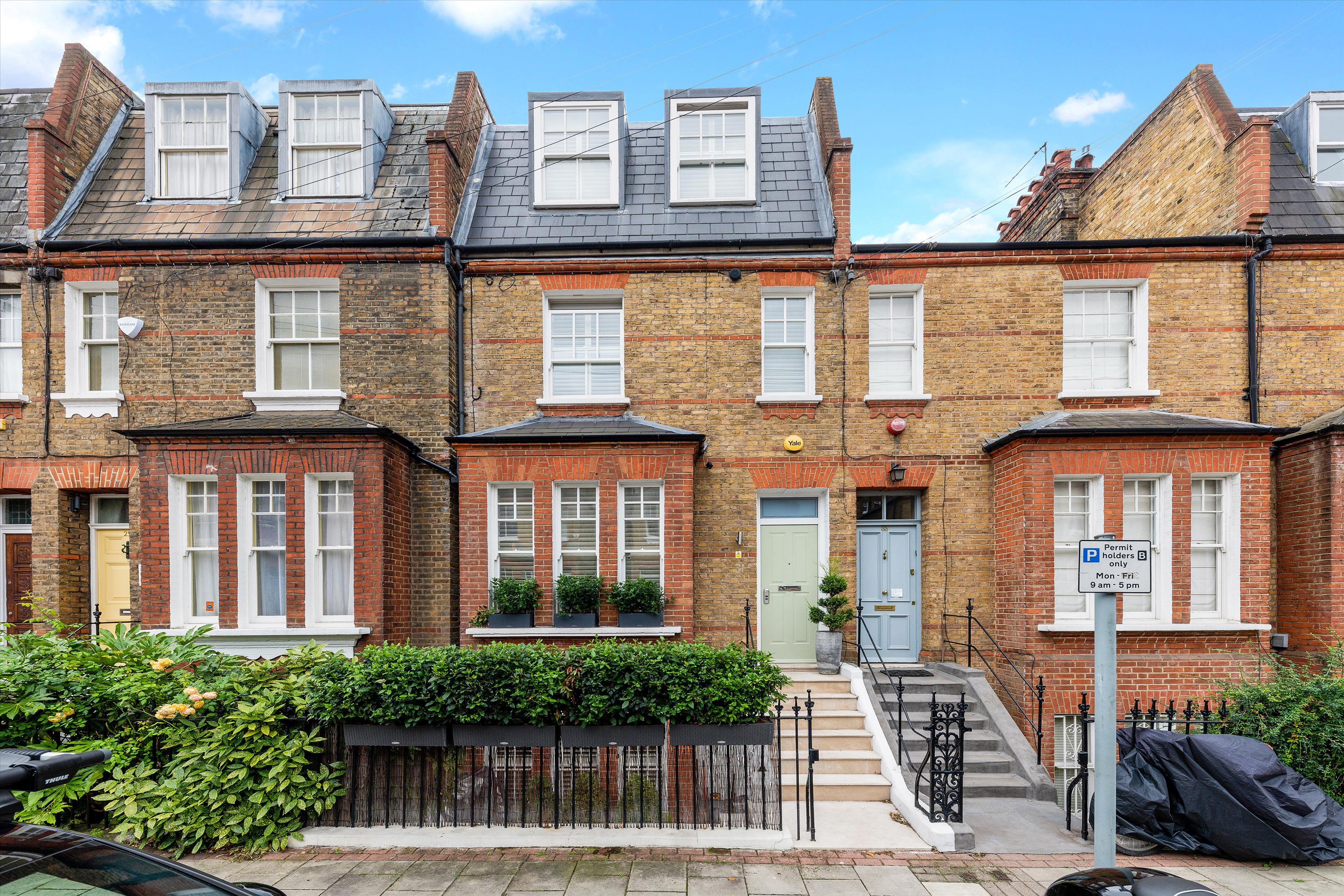 5 bedroom terraced house for sale 0
