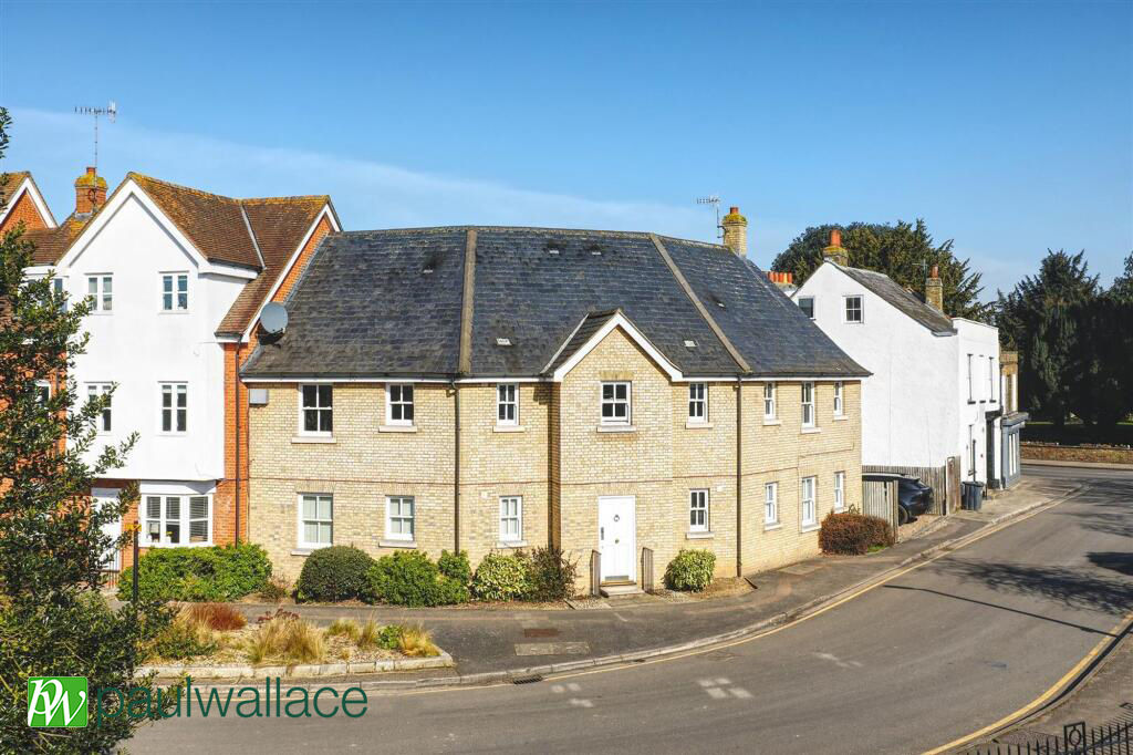 6 Yorkes Mews, Priory Street, Ware photo 5