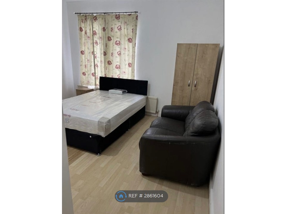 Bartholomew St, Wombwell, Wombwell . Barnsley photo 2
