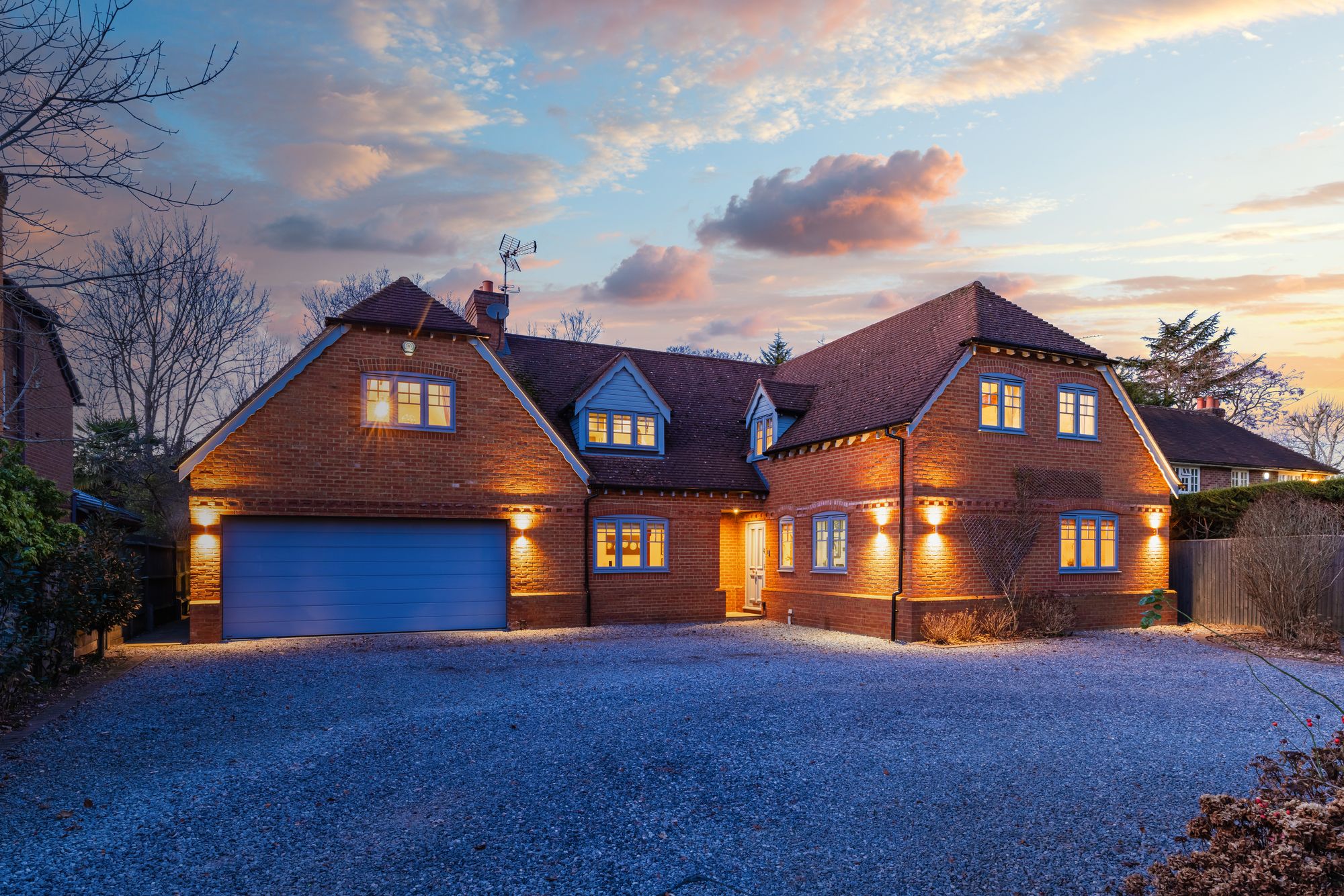 5 bedroom detached house for sale 0