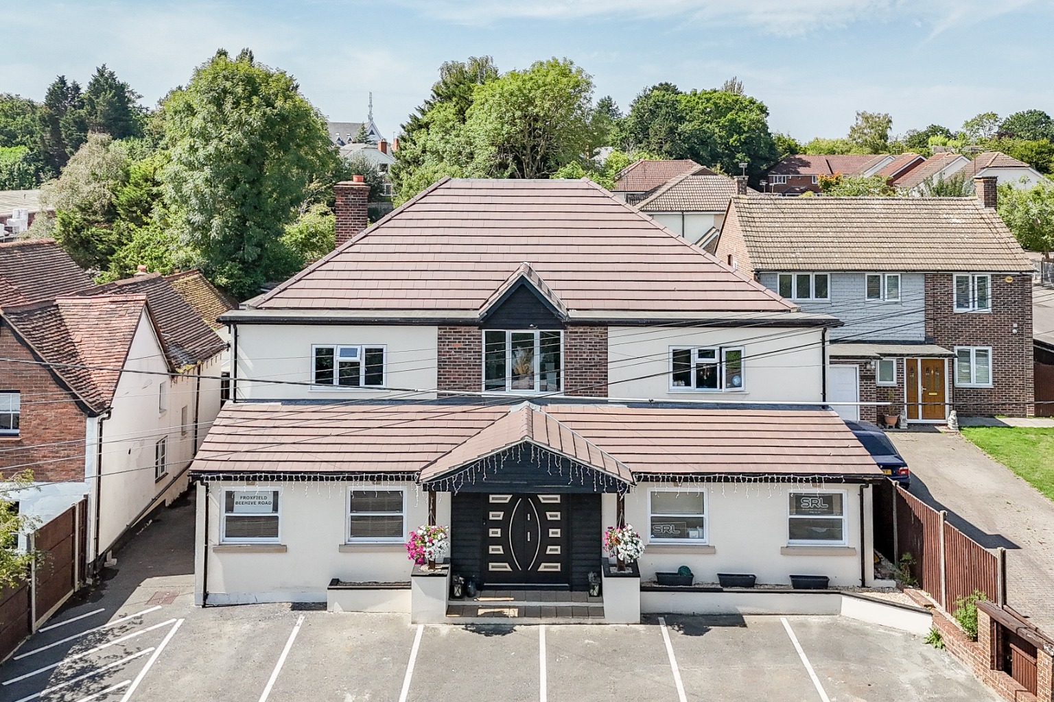 6 bedroom terraced house for sale