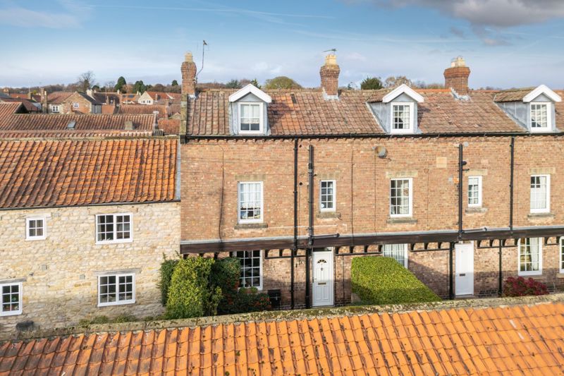 3-bed house on 7 Clothes Prop Alley, Bridge Street, York, £275,000