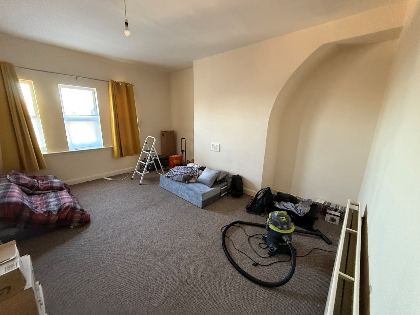Flat 2, Forest Road West, NG7 photo 5