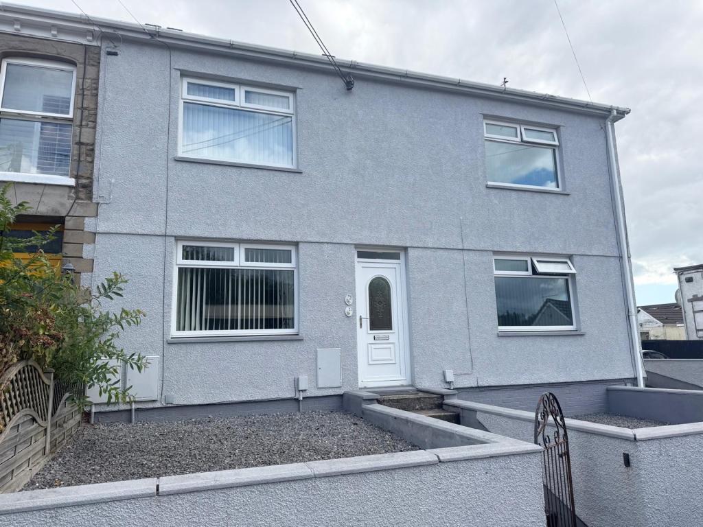 Church Street, Gowerton photo 2