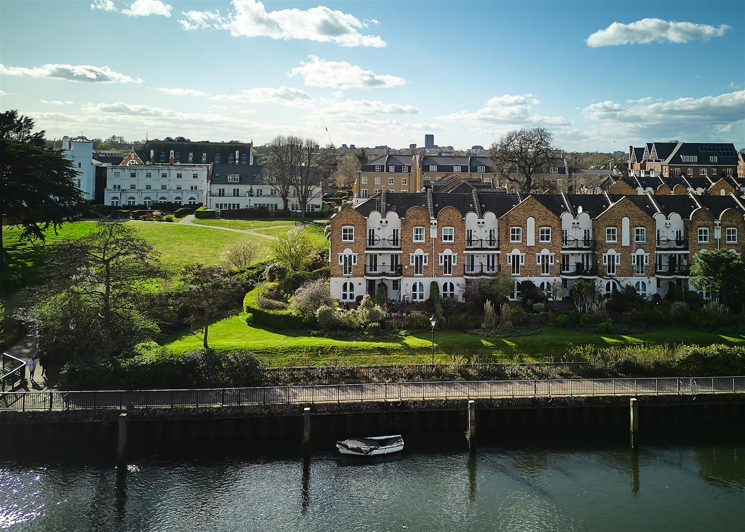4 bedroom town house for sale 0
