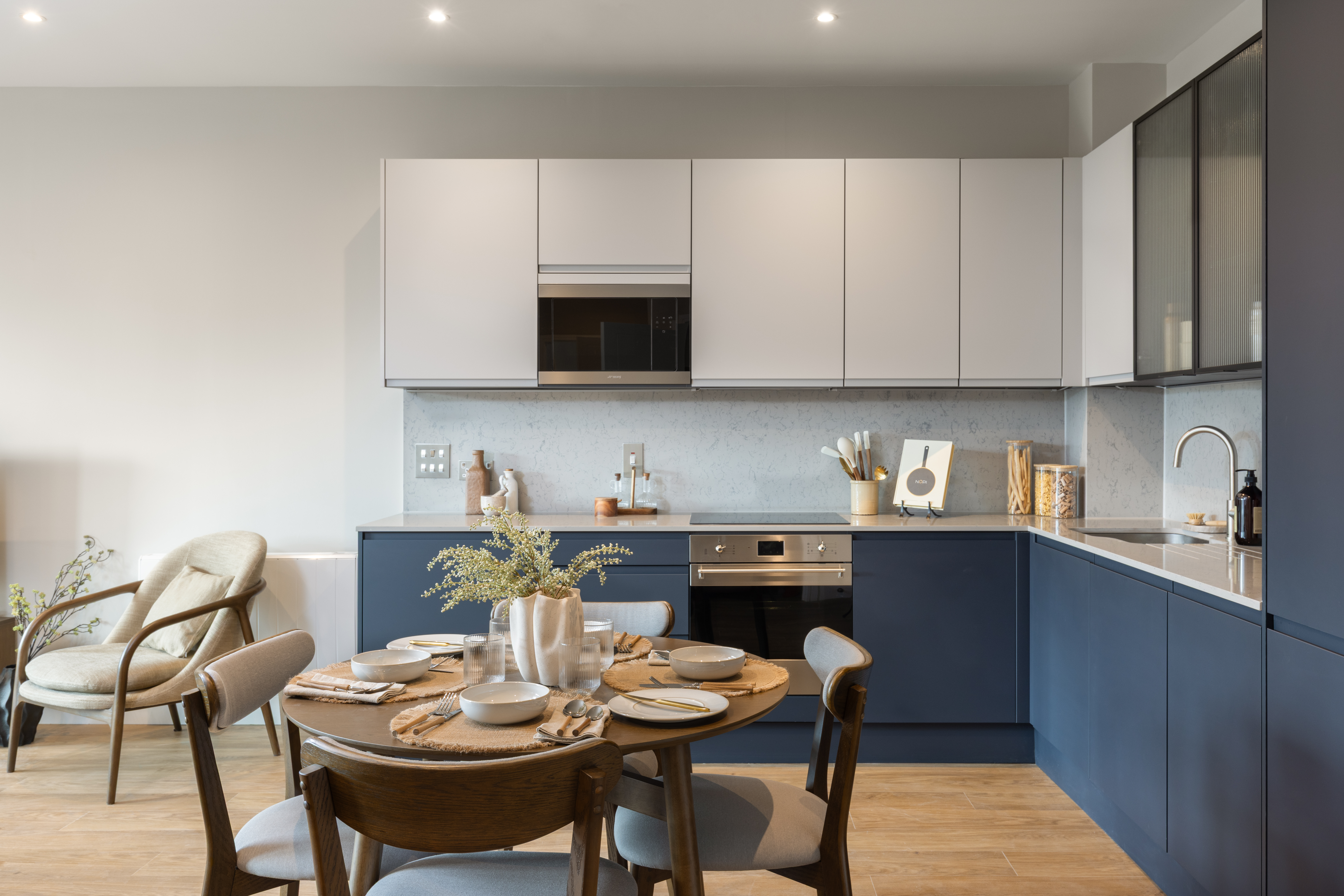 2-bed flat on 409, Birmingham, £1,600/mo