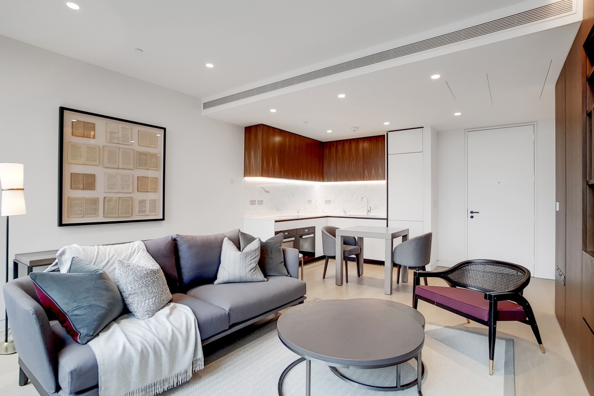 Apartment 703, The Tower, 64, Buckingham Gate, London photo 4