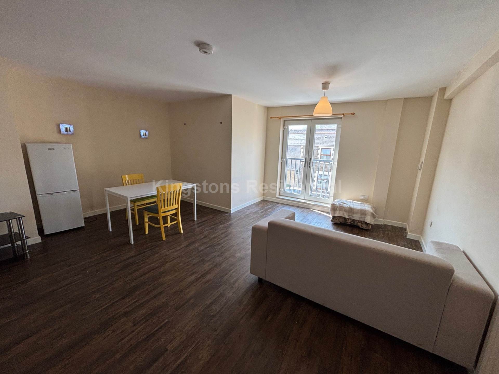 Flat 3, Miskin Street, Cardiff photo 5