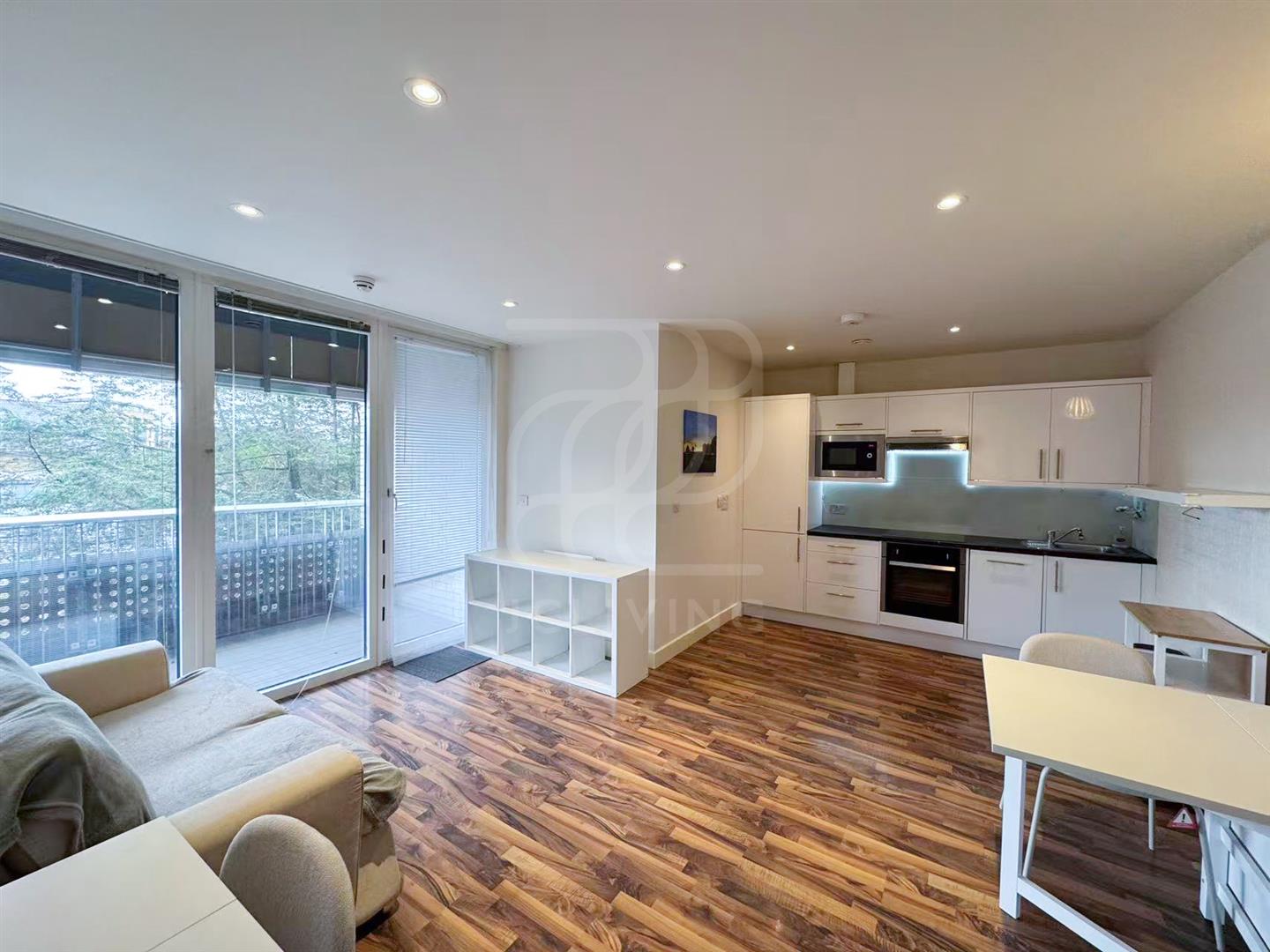 2, Hillside, London photo 2