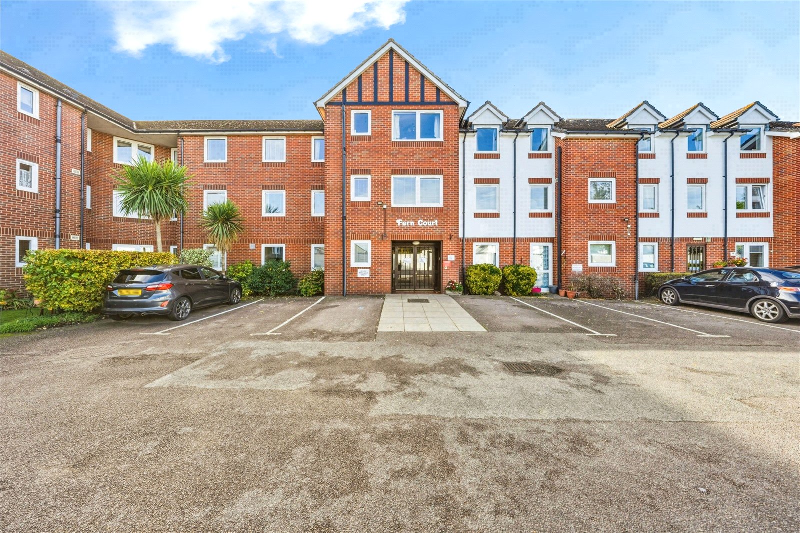 1-bed flat on 39, Fern Court, Bexleyheath, £180,000