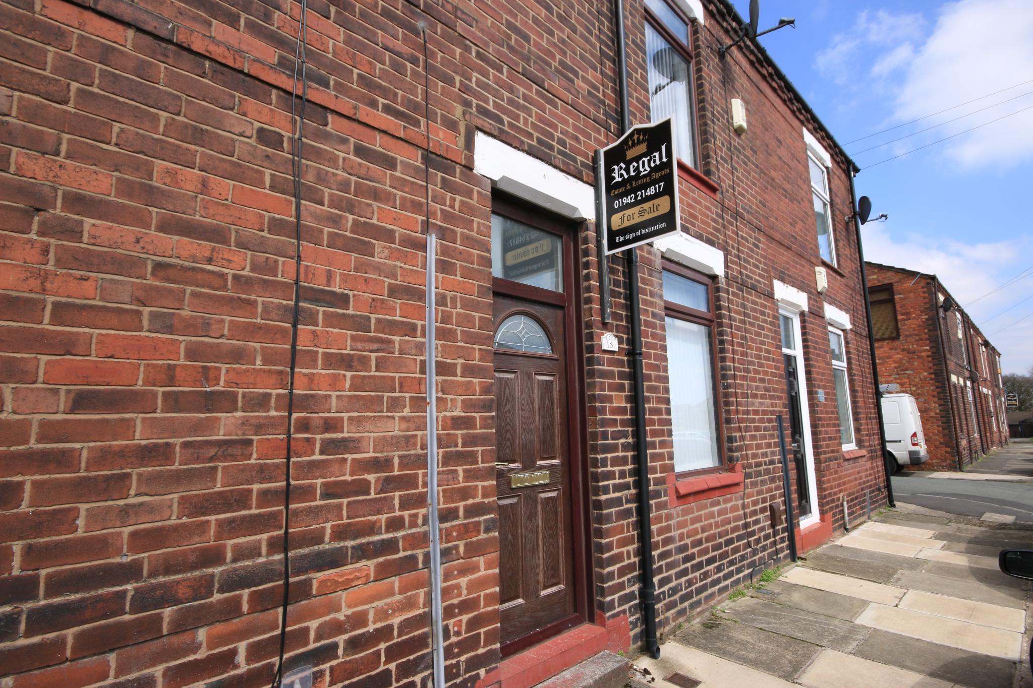 15 Duke Street, Wigan photo 2