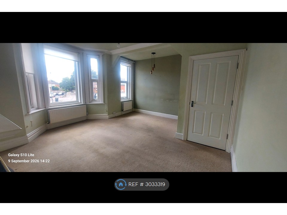 A Seamoor Road, Bournemouth photo 4