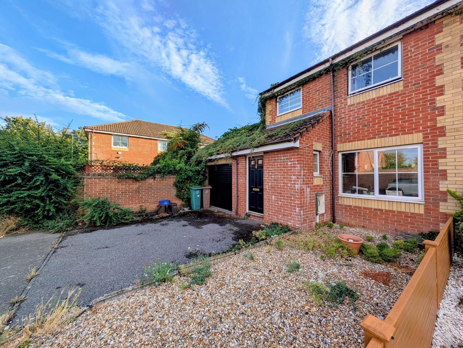 4, Eindhoven Close, Carshalton photo 5