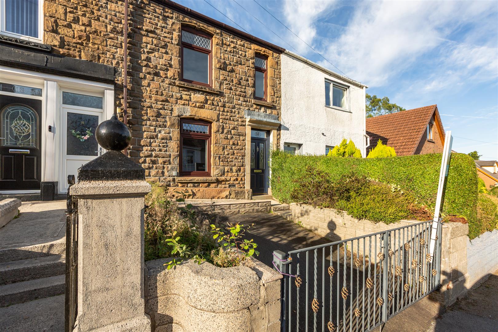 2 bed terraced house for sale