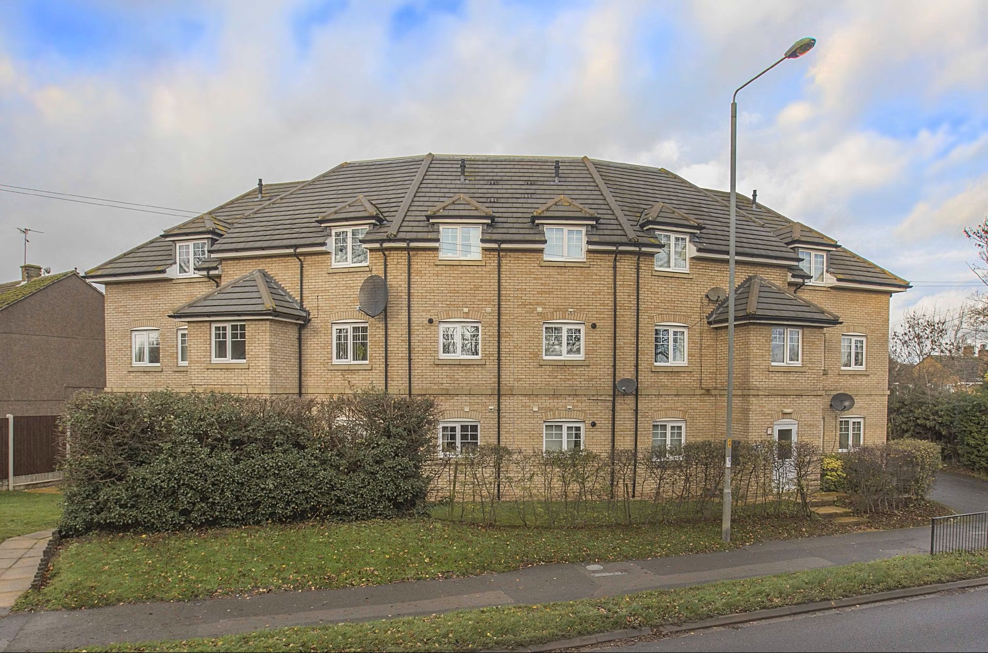 Oakley Road, Corby photo 2