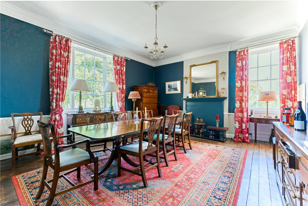 8 bedroom detached house for sale 0