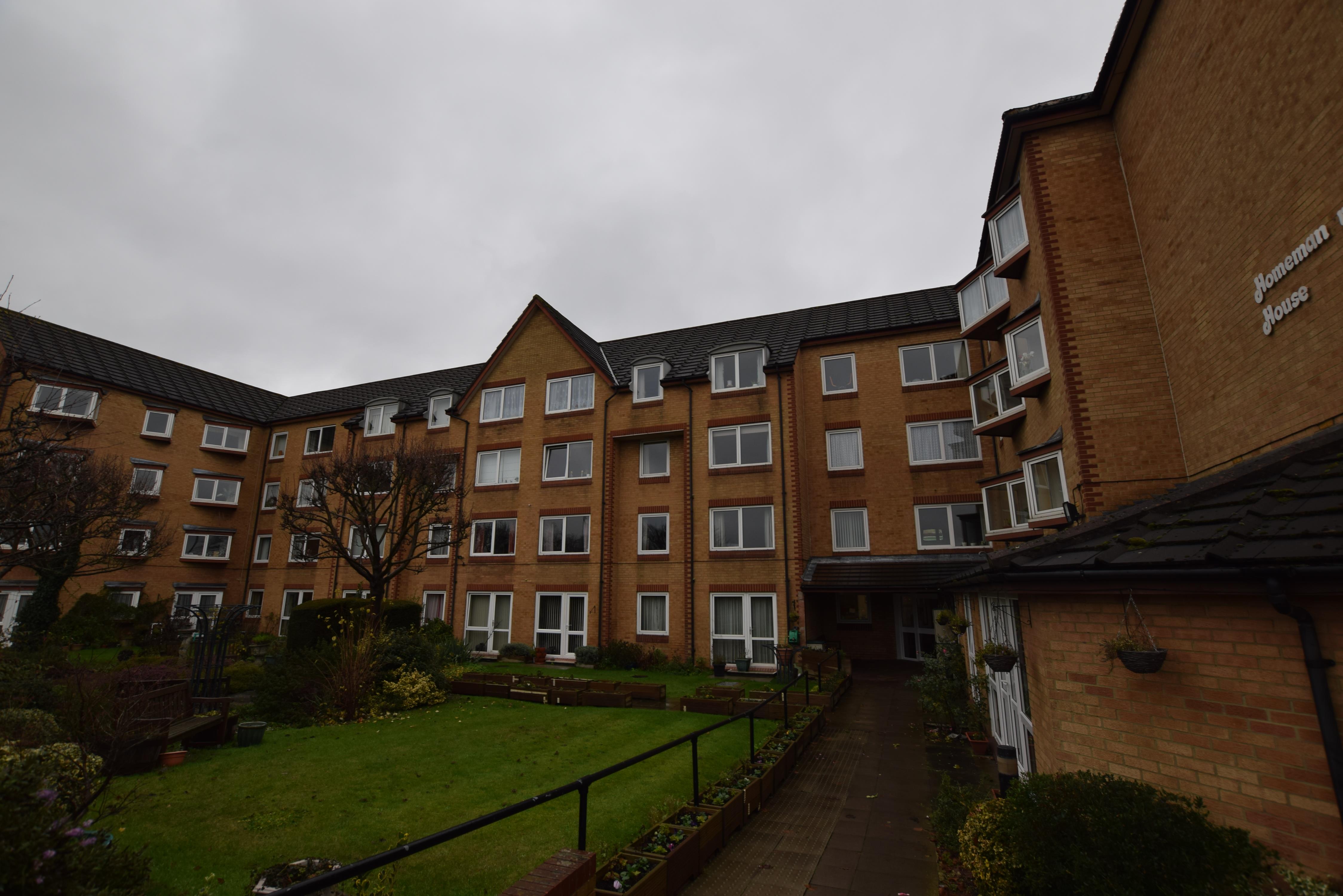 7 Home Manor House, Cassio Road, WATFORD photo 5