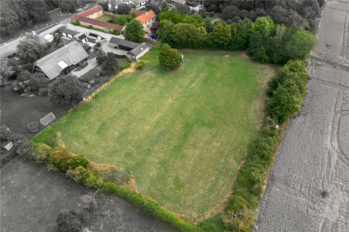 5 bedroom detached house for sale 0