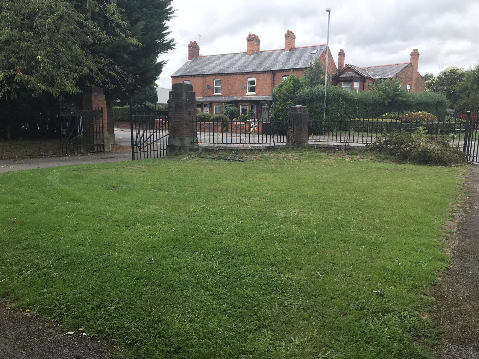 Flat 2 The Bungalow, Sealand Road, Chester photo 3