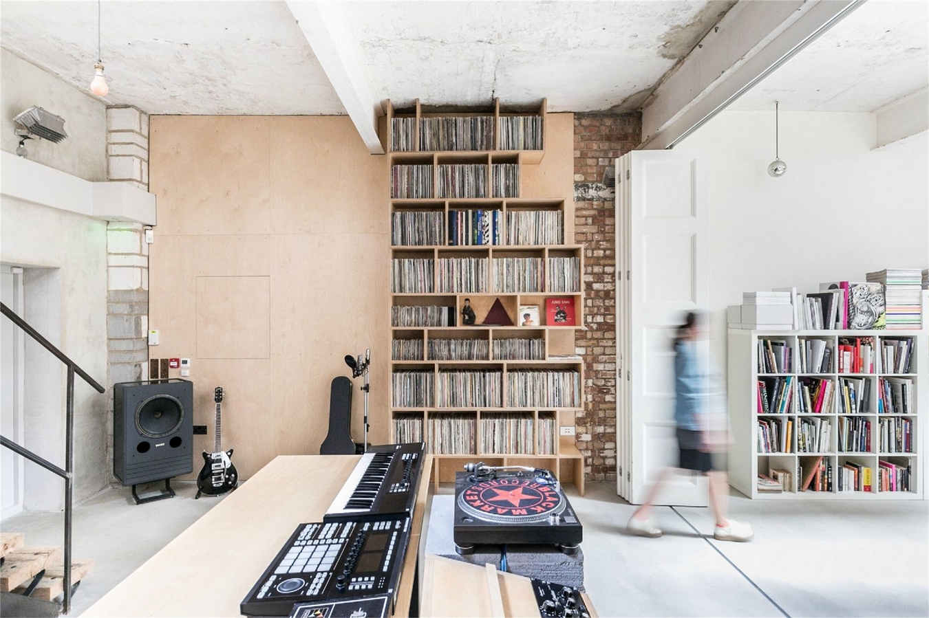 warehouse conversion,Multimedia