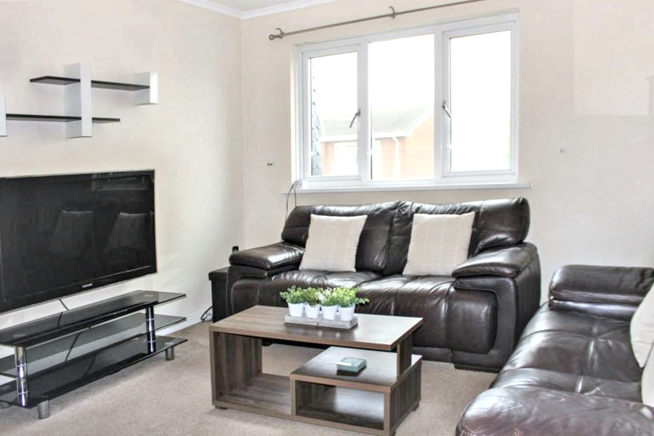 Pembroke Mews, Cardiff photo 4