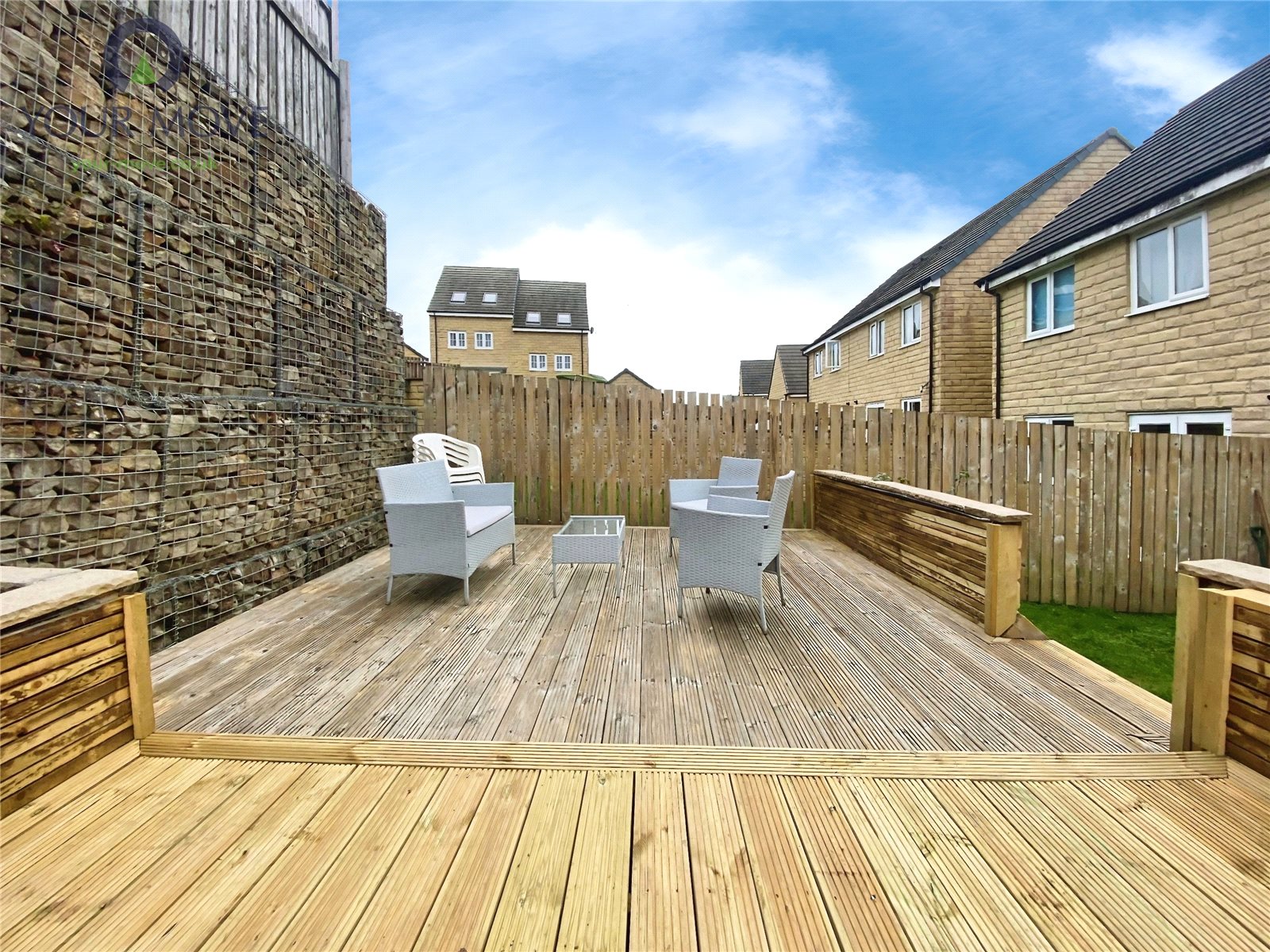 5, Low Whin Close, West Yorkshire photo 3