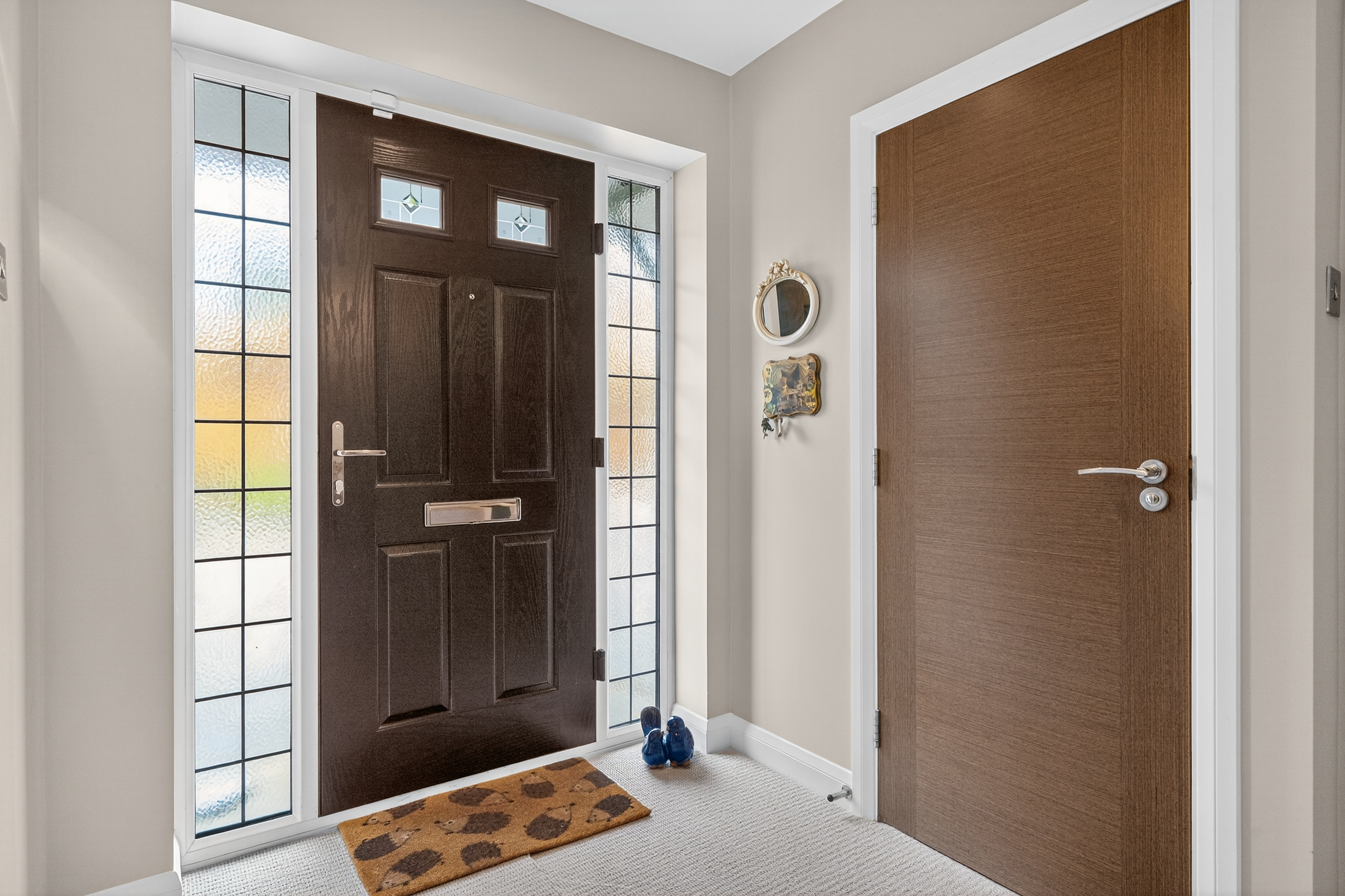 4 bedroom detached house for sale 0