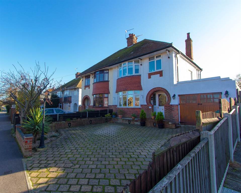 Free property report 103 Burgh Road, Gorleston, Great Yarmouth, NR31